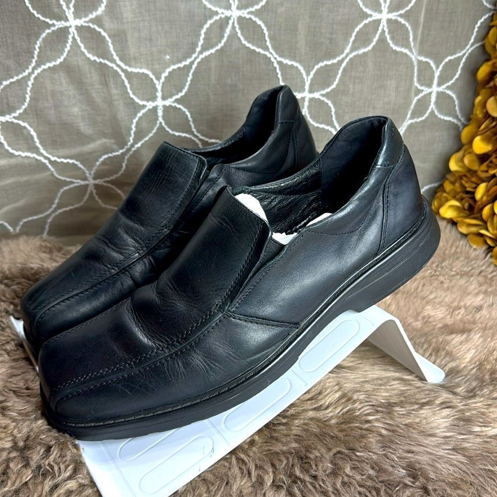 (S5) Aldo vintage men's black leather loafers, size 10.5
